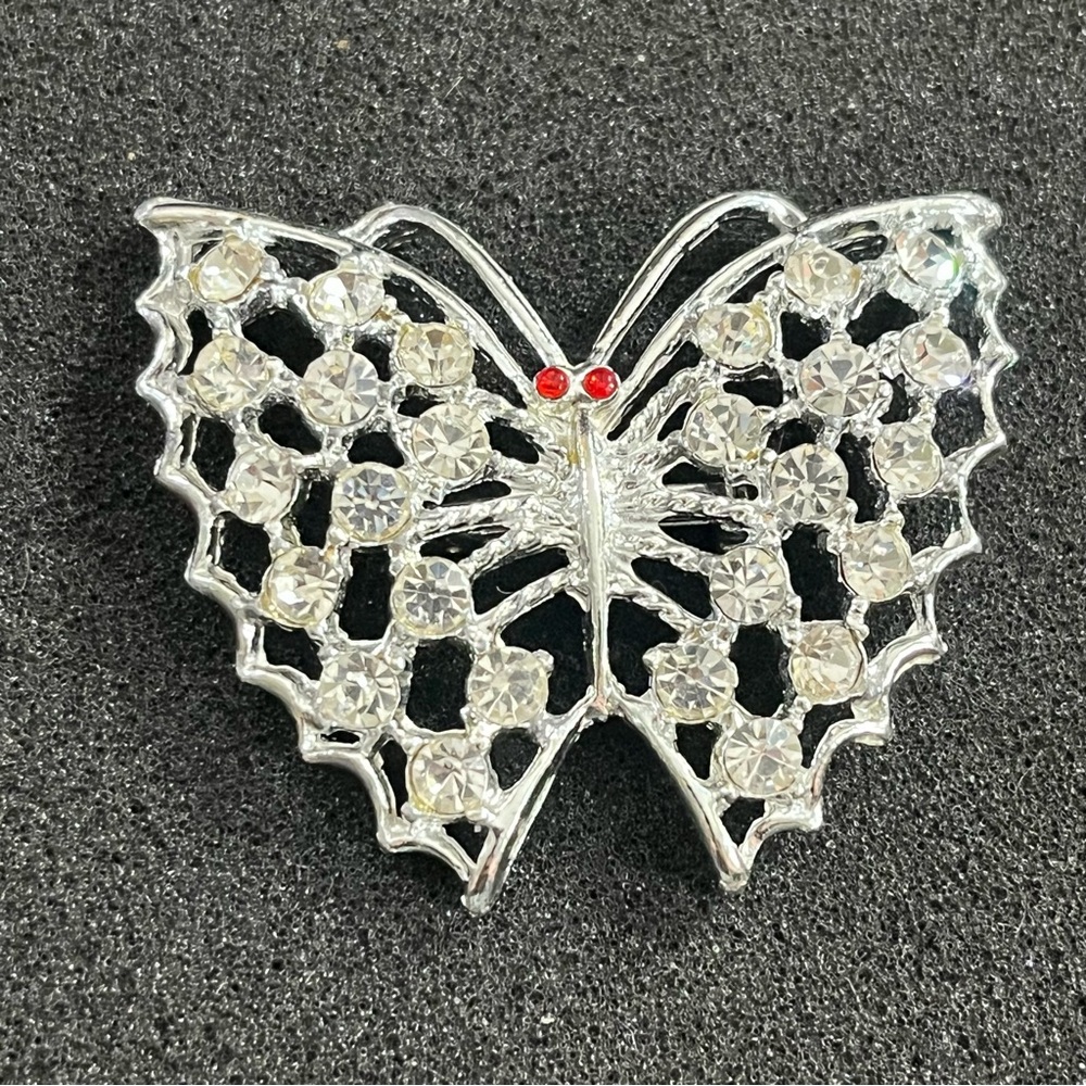 Elegant Vintage Silver Tone Rhinestone Butterfly Brooch